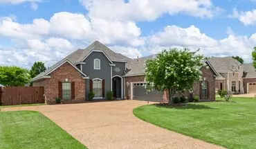 3 of 33 Check Out This 4 Bed 2 Bath With A Pool And Hot Tub House for rent in Bossier City, LA