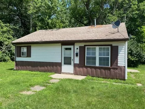 Two Bedroom One Bathroom Single Home In Springfield+ Apartment for rent in Springfield, OH