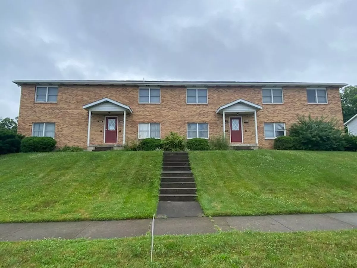 2 Bed 1 Bath Unit Available In Springfield+ House for rent in Springfield, OH