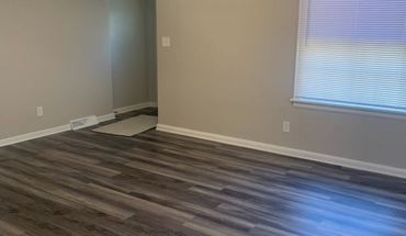4 of 10 2417 W Alexis RD House for rent in Toledo, OH