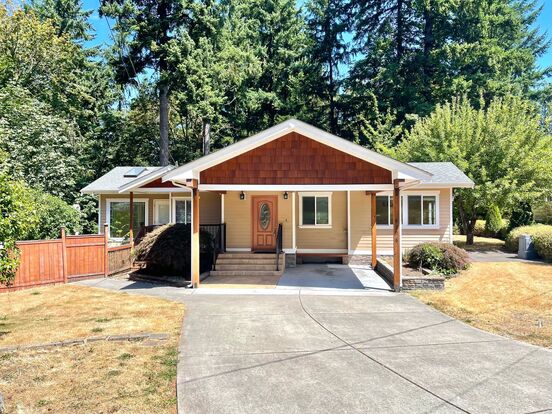 Great Home For Rent Apartment for rent in Bellevue, WA