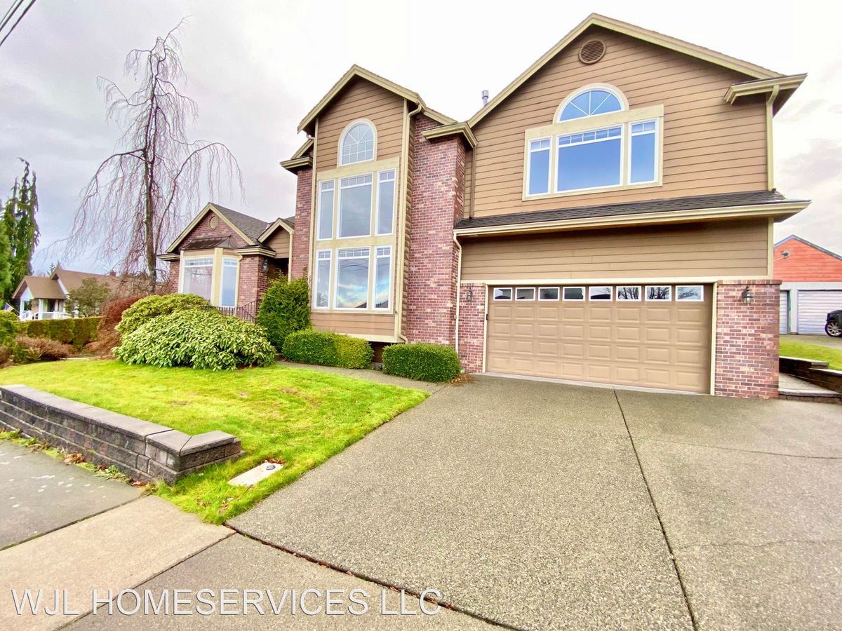 3904 Park Ave Renton, WA House for Rent Rentable