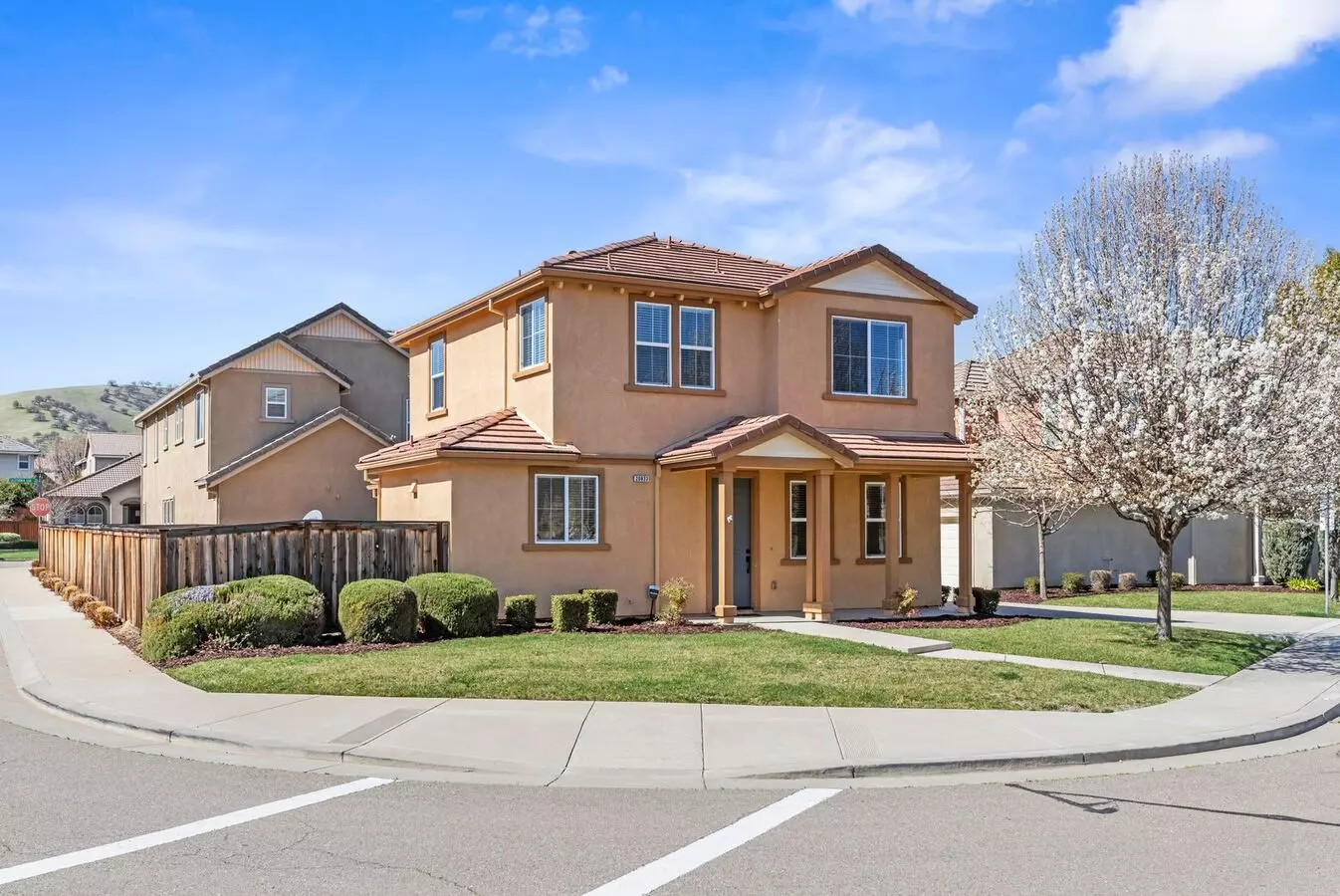 20833 Grapevine Dr House for rent in Patterson, CA