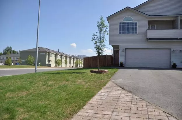 3 Bedroom Condo Close To Jber! Apartment for rent in Anchorage, AK