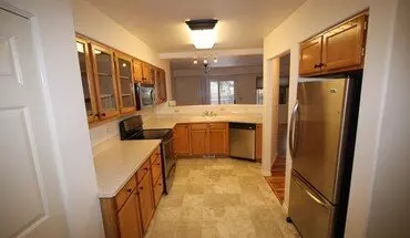 4 of 20 Large 3 Bedroom Updated Townhouse W/ Fenced Yard! House for rent in Anchorage, AK