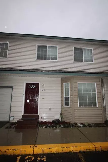 3 Bedroom Condo Close To Jber And Shopping! House for rent in Anchorage, AK