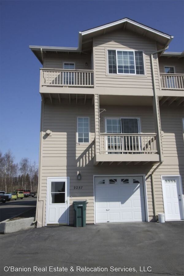 9257 Commons Pl Anchorage, AK House for Rent Rentable