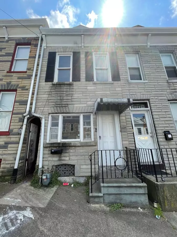 Newly Updated 4 Bedroom Home House for rent in Reading, PA