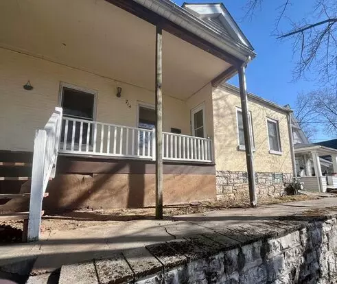714 E. 6th Apartment for rent in Alton, IL