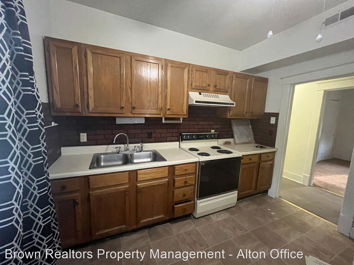 2900 Brown St Alton, IL Apartment for Rent Rentable