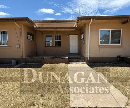 2215 Turner St Apartment for rent in Carlsbad, NM