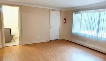 5 of 6 6381 E Jk Ave Apartment for rent in Kalamazoo, MI