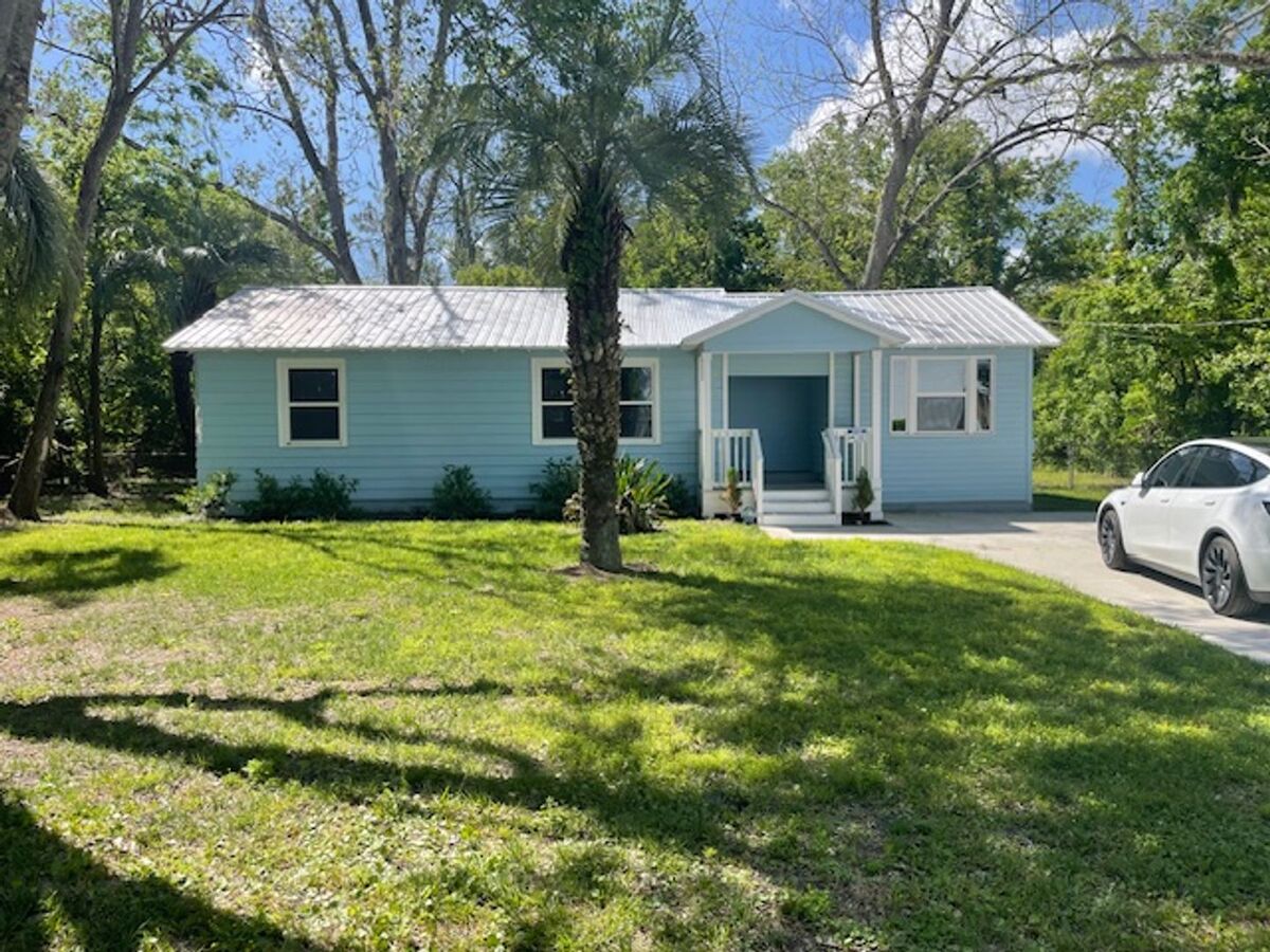 Newly Renovated Property Apartments Jacksonville, FL