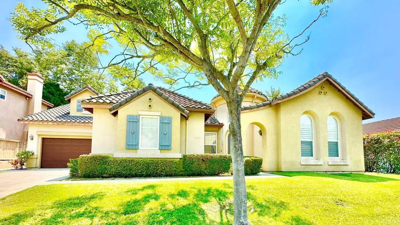 Fantastic Single-story In The Desirable And Lovely Peppertree Park Community Of Fallbrook! House for rent in Fallbrook, CA