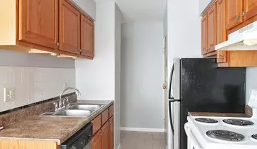 4 of 6 37 Rockford Ave. Apartment for rent in Forest Park, IL