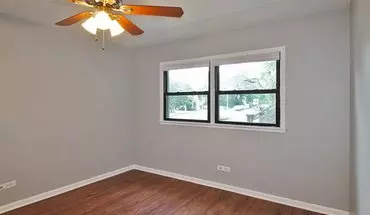 5 of 11 527-533 Des Plaines Ave. and 7624-7626 Wilcox Apartment for rent in Forest Park, IL