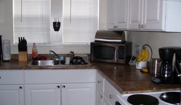 2 of 9 107 S Draper Ave Apartment for rent in Champaign, IL