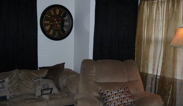3 of 9 107 S Draper Ave Apartment for rent in Champaign, IL