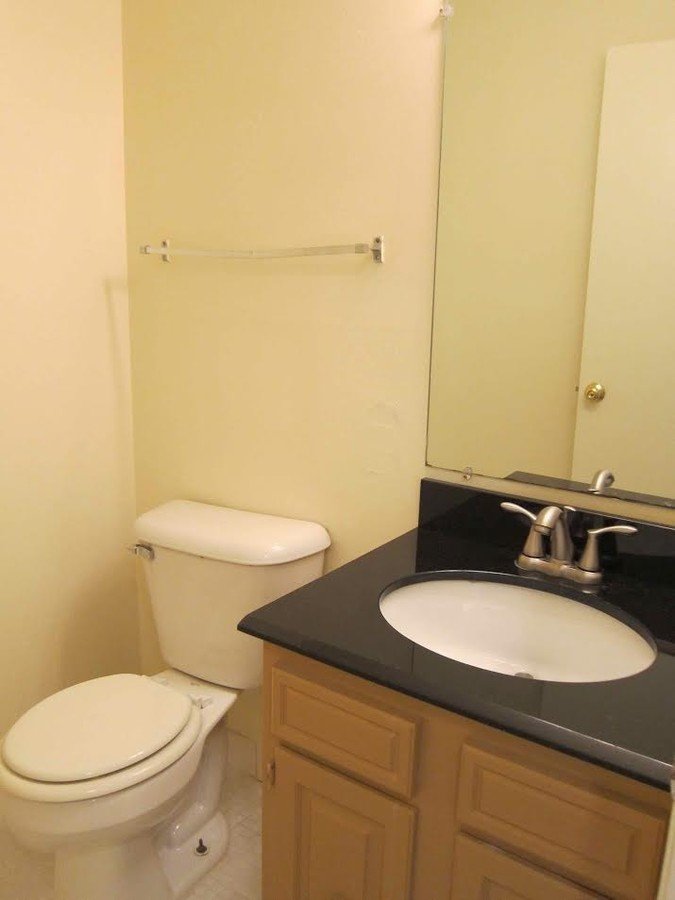 2 of 2 112 Falls Rd Townhouse for rent in Grafton, WI