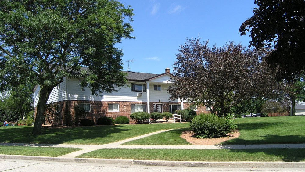 Sunnyslope Estates House for rent in Hartland, WI