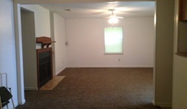1500 Twin Lakes Apartment for rent in Tallahassee, FL
