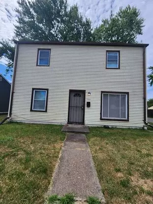 4 Bedroom Clean House For Rent Apartment for rent in Cleveland, OH