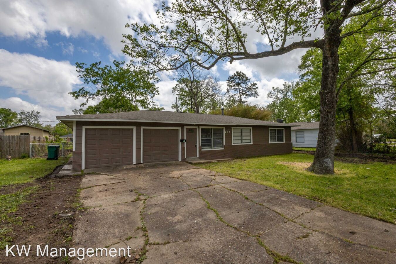 283 Hampton Beaumont, TX House for Rent Rentable