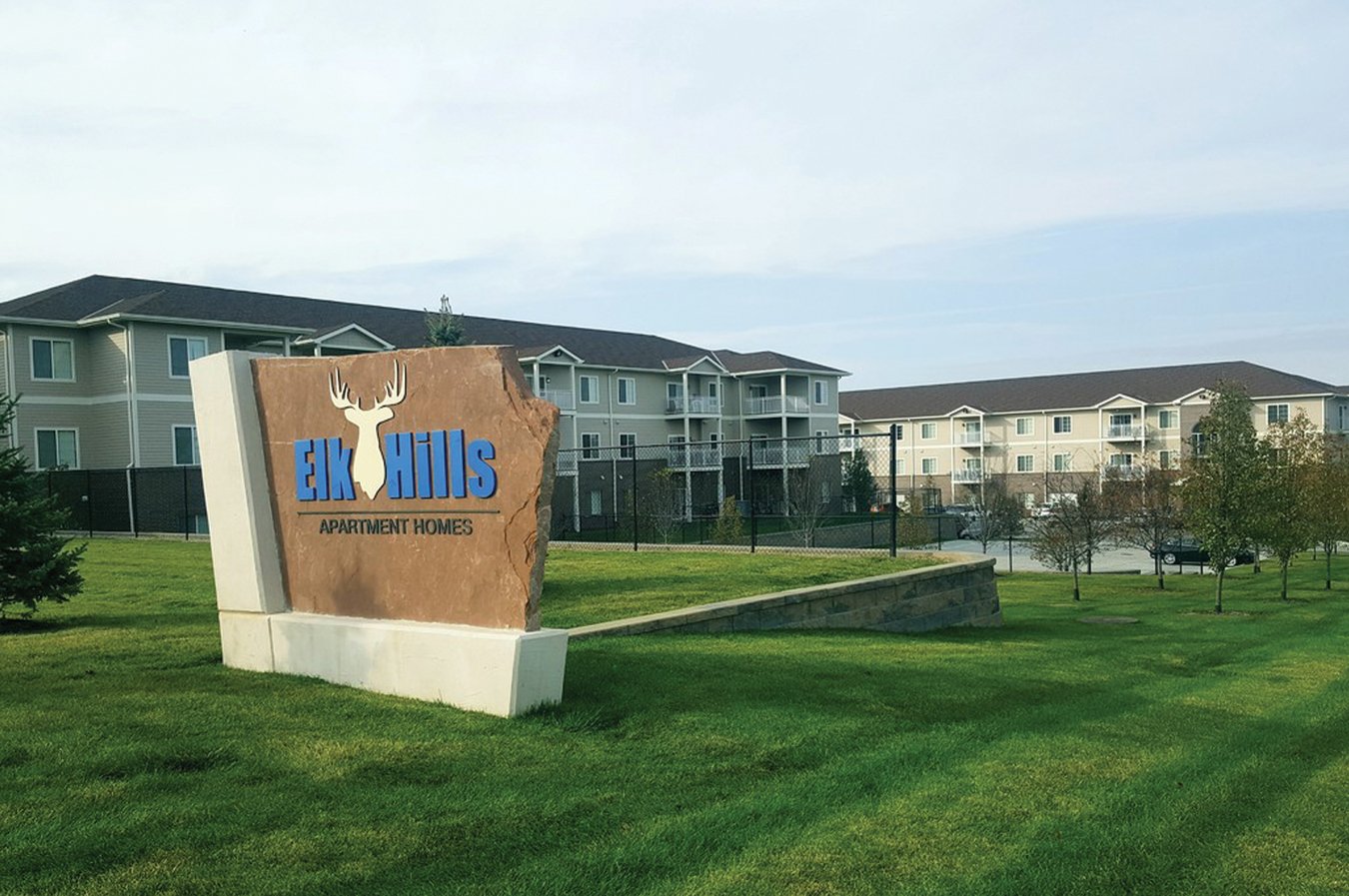Elk Hills Apartments Elkhorn