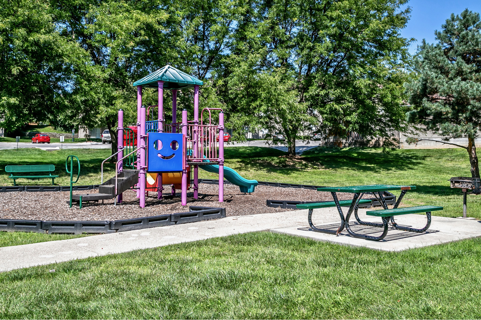 Fox Valley Apartments, Omaha - (see pics & AVAIL)