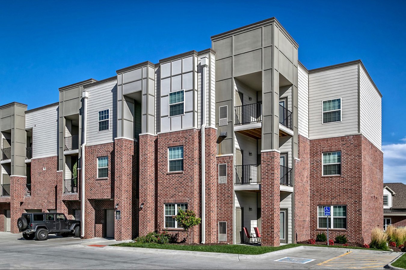The Apex At Twin Creek Apartments Bellevue