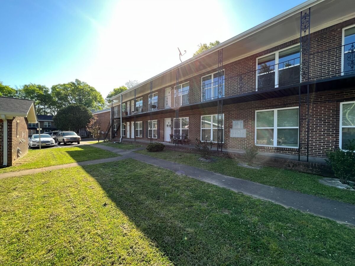 Fountain Blue Apartments 1561 Pike Rd Birmingham, AL