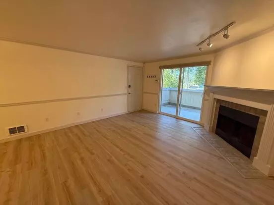 Two Bedroom Two Bathroom In Mountlake Terrace Apartment for rent in Mountlake Terrace, WA