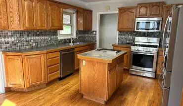 4 of 16 118 E 3Rd Ave House for rent in Cheyenne, WY