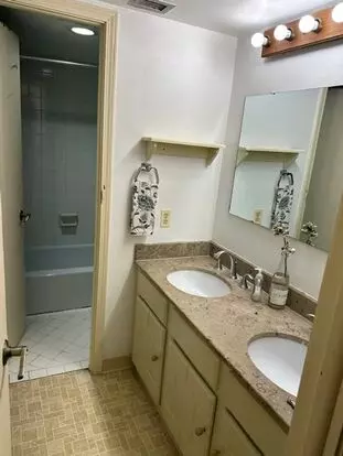 Spanish Towers 2 Bed/1bath Apartment for rent in Boulder, CO
