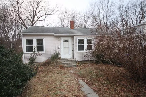 South Portland-72fessenden St.: 2 Br And 1 Ba Single Family Ranch $2,150.00/mo. 8/1/2025 Apartment for rent in South Portland, ME