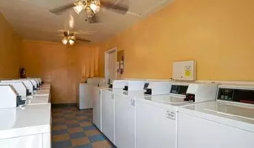 4 of 35 Baton-002 Park East II Apts Apartment for rent in Baton Rouge, LA