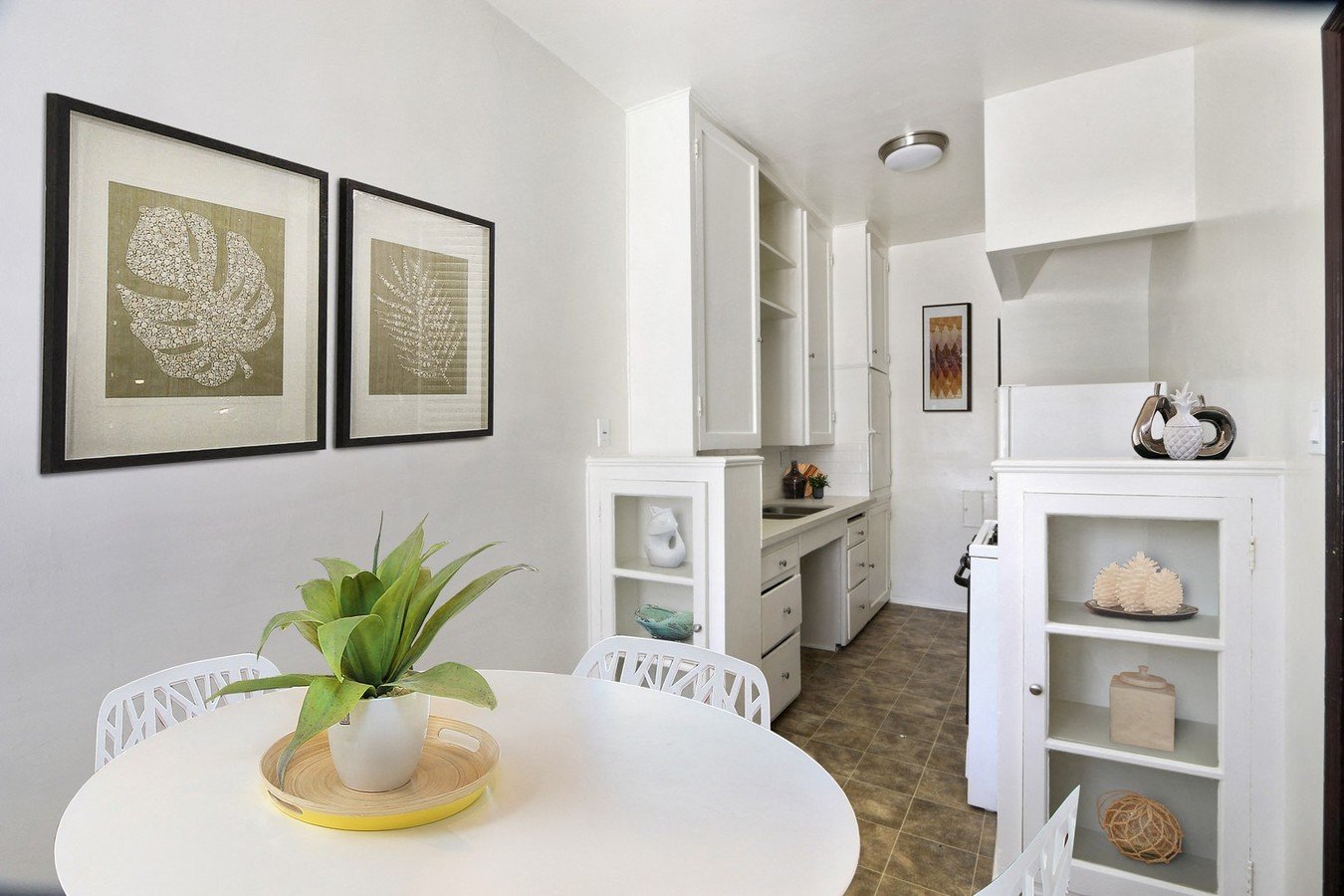 Reeves Apartments 232 South Reeves Drive Beverly Hills, CA