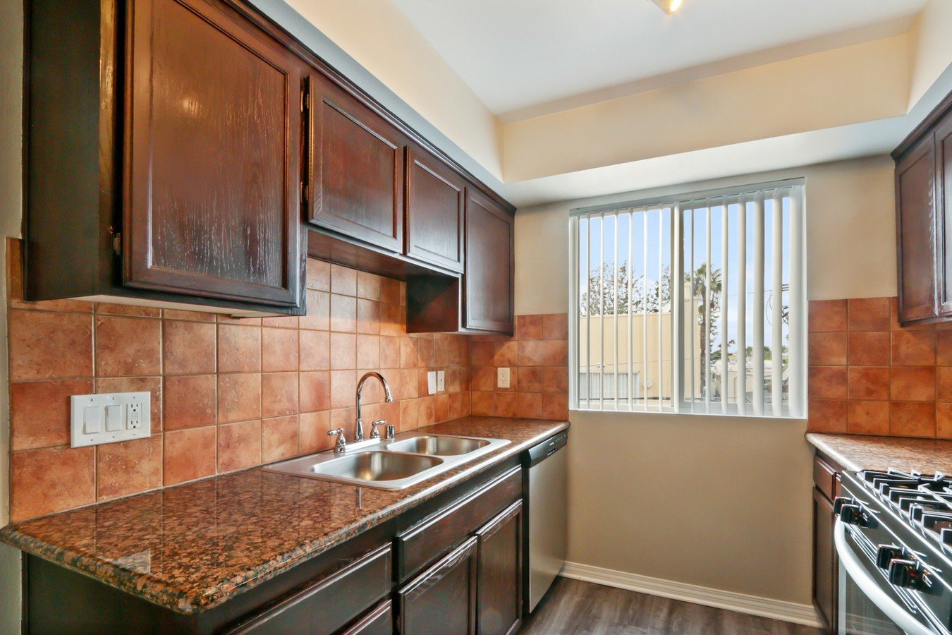 Wilcox Luxury Apartments Los Angeles, CA