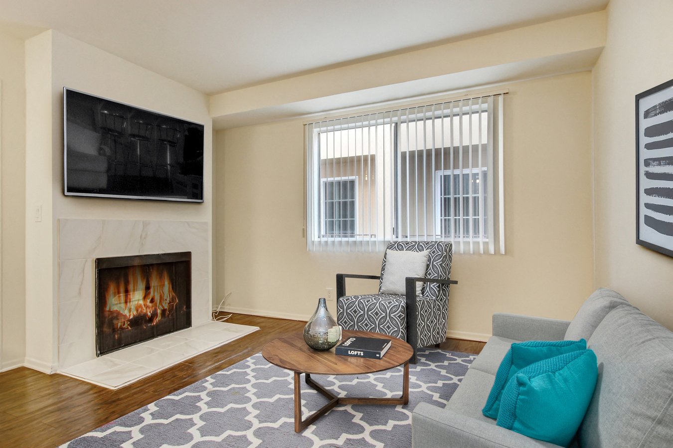 Park Dickens Apartments Sherman Oaks, CA