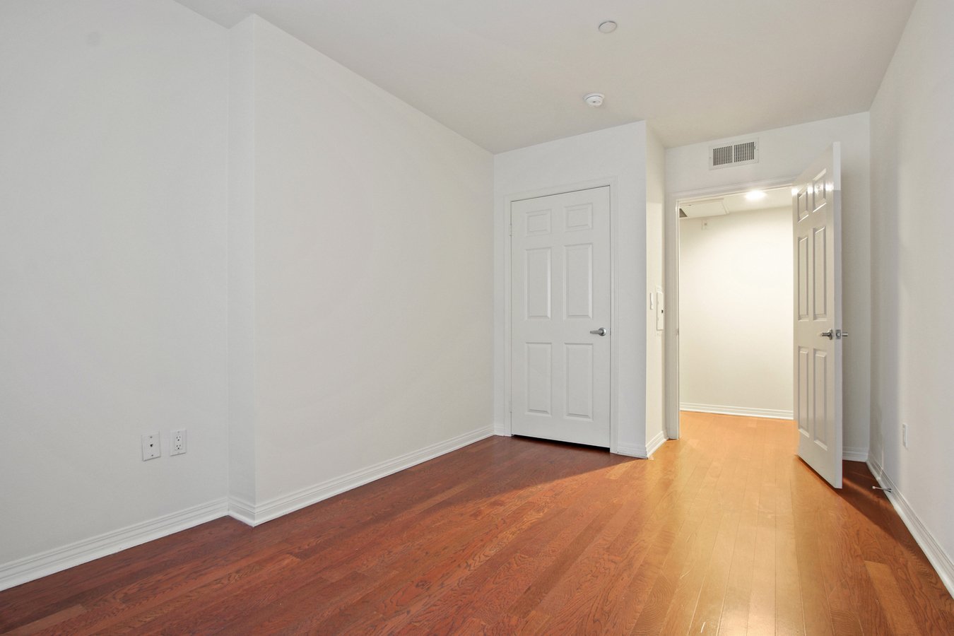 Wilcox Luxury Apartments Los Angeles, CA