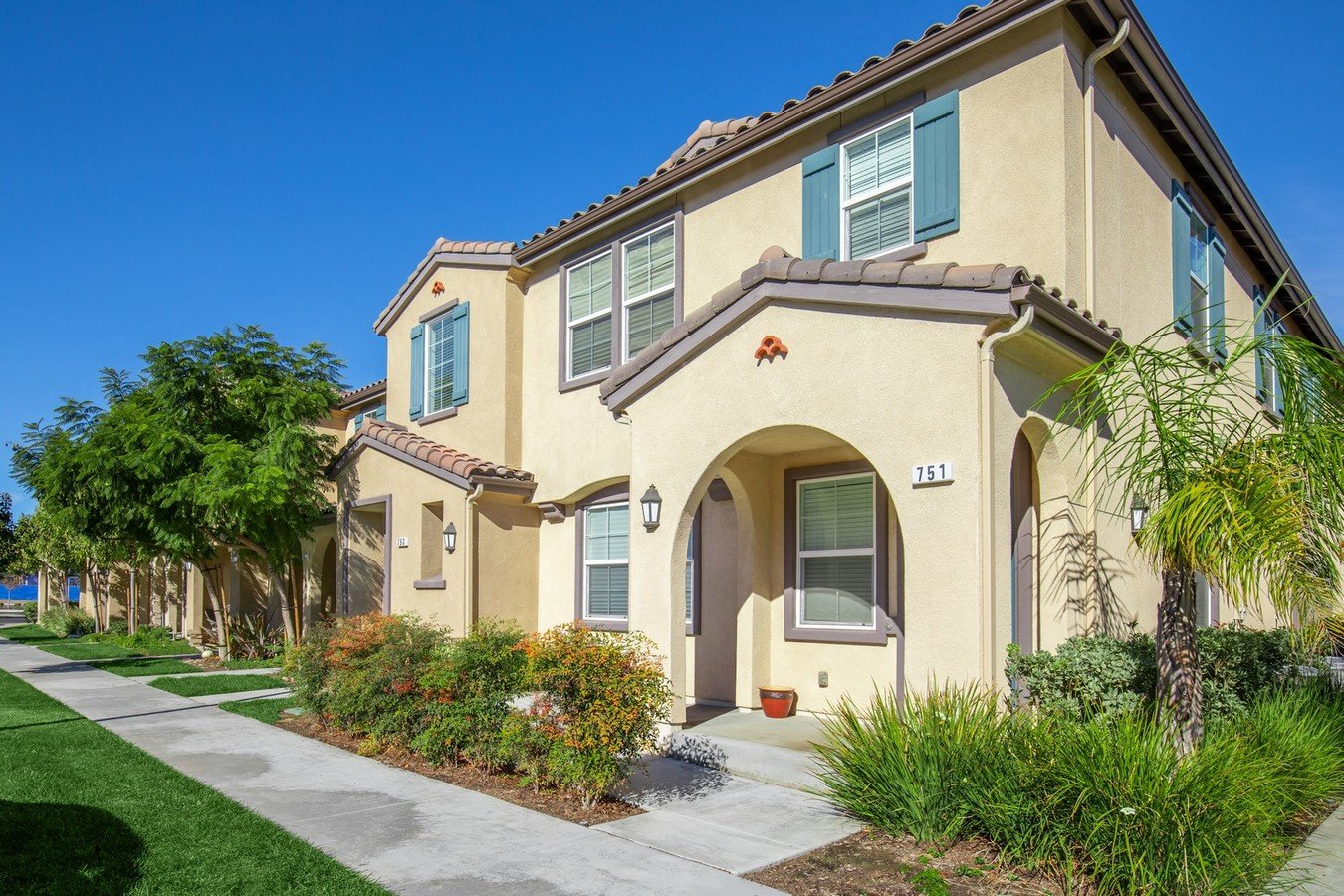The Vines at Riverpark Apartments Oxnard, CA