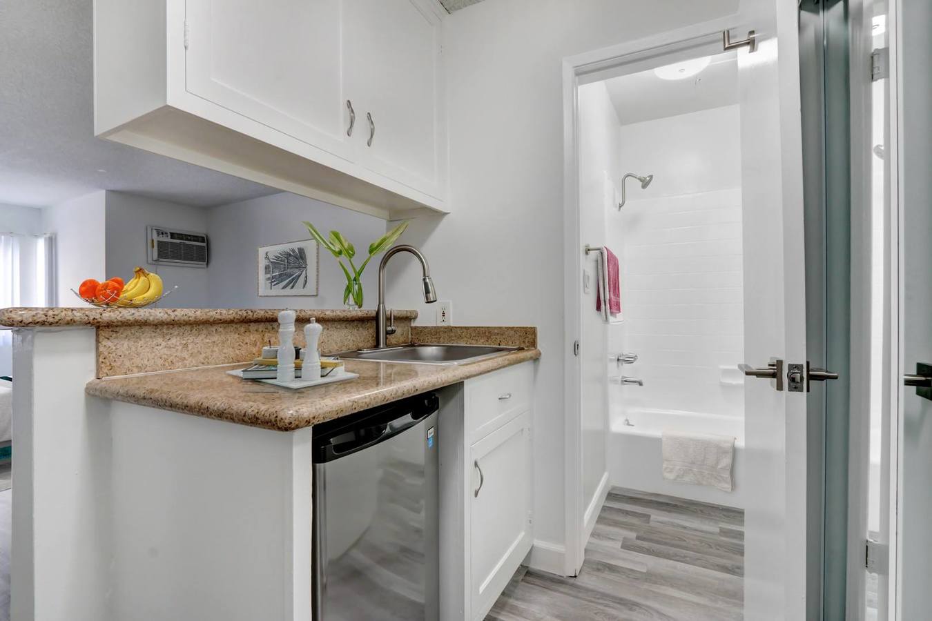 Veteran Apartments Los Angeles, CA