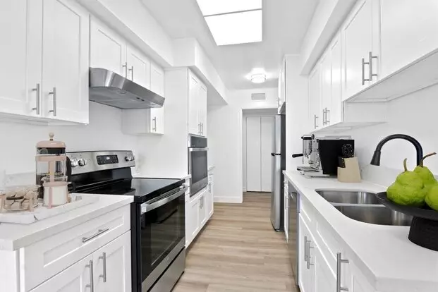 Rexford Drive Apartments Apartment for rent in Los Angeles, CA