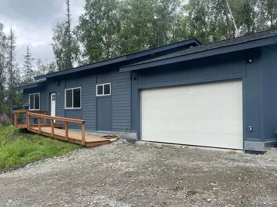 8561 W Cormorant Way Apartment for rent in Wasilla, AK