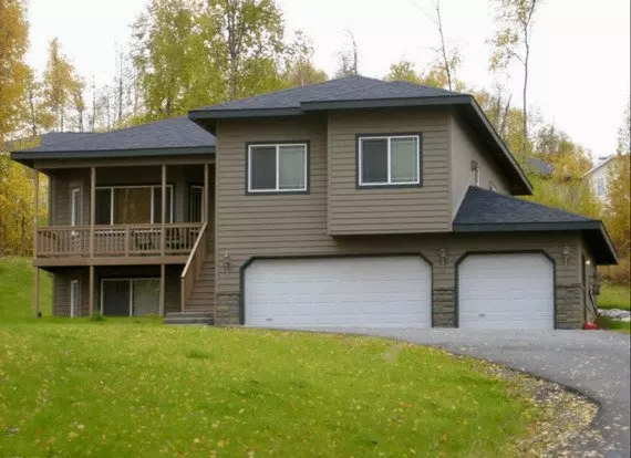 House On A Hill In Victoria Estates With 6 Spacious Bedrooms, 3 Full Bathrooms, 3 Car Garage And Over 2500 Square Feet Of Living Space!! Apartment for rent in Wasilla, AK House On A Hill In Victoria Estates With 6 Spacious Bedrooms, 3 Full Bathrooms, 3 Car Garage And Over 2500 Square Feet Of Living Space!! Apartment for rent in Wasilla, AK