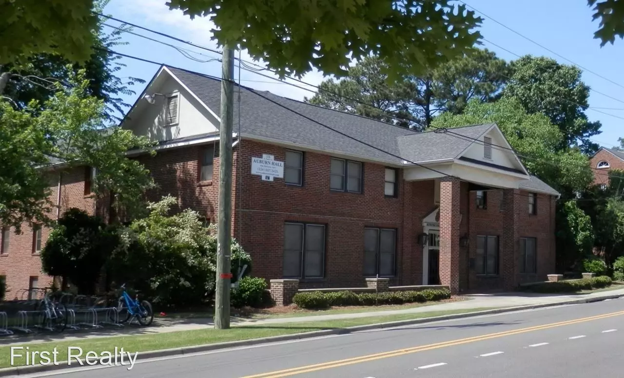 Auburn Hall Apartment for rent in Auburn, AL