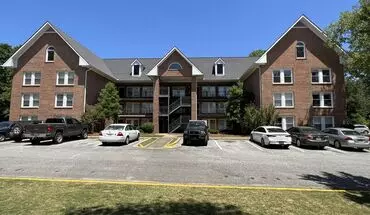 3 of 7 Deerfield II 427-03 Apartment for rent in Auburn, AL