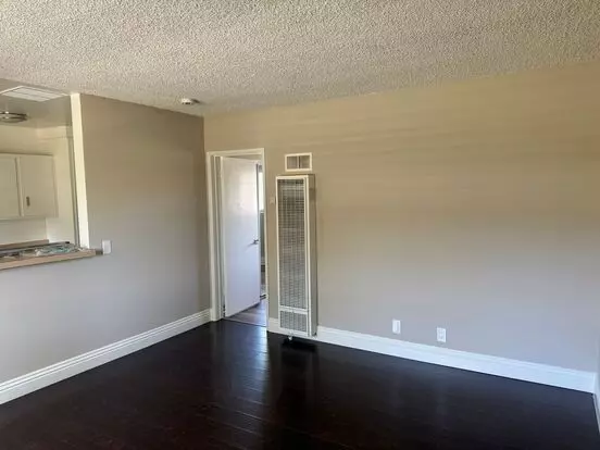 18891 Delaware Street Apartment for rent in Huntington Beach, CA 18891 Delaware Street Apartment for rent in Huntington Beach, CA