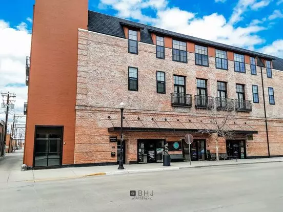 Beautiful 2 Bed/ 2 Bath Unit In Montgomery Building! Apartment for rent in Sheridan, WY