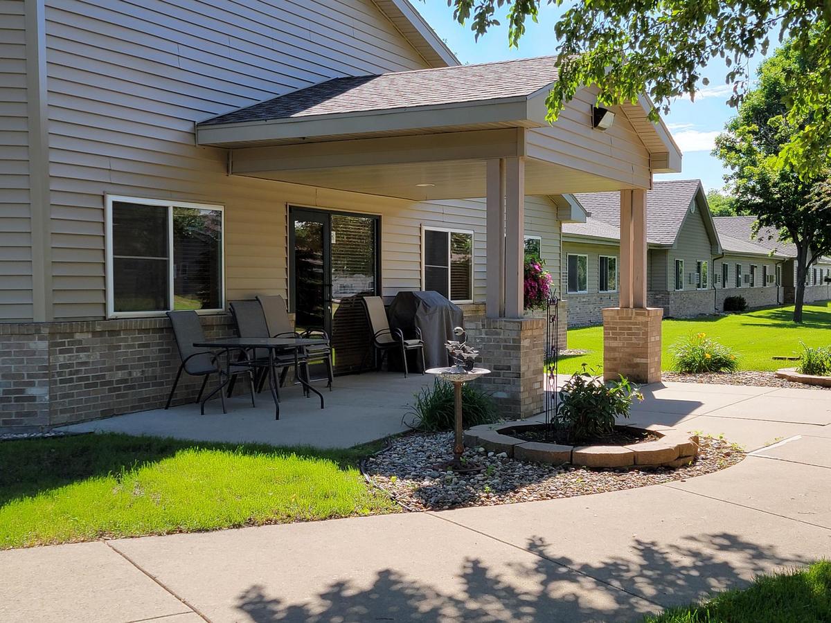 Crescent Villa Apartments Sioux Falls, SD Rentable